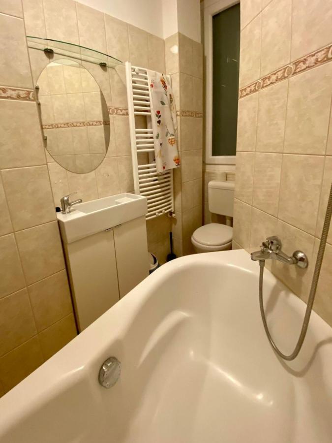 Elegancia Residence Budapest Luaran gambar